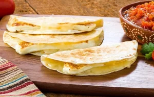 Gastronomie mexicaine : Quesadillas, tortillas fromagères